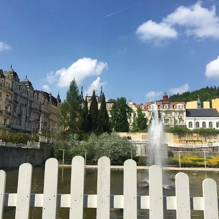 아파트 Residenz Emilia *